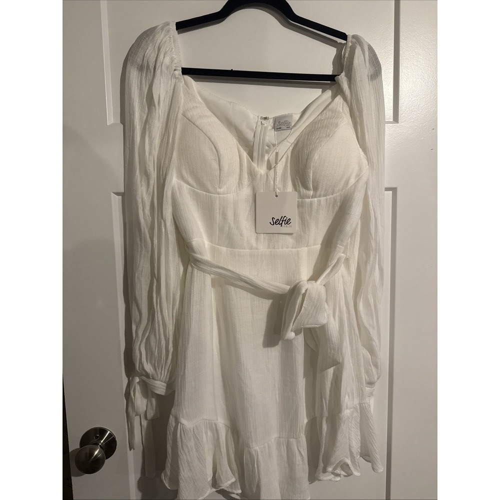 Selfie Leslie Make Memories Balloon Sleeve White Mini Dress Large NWT